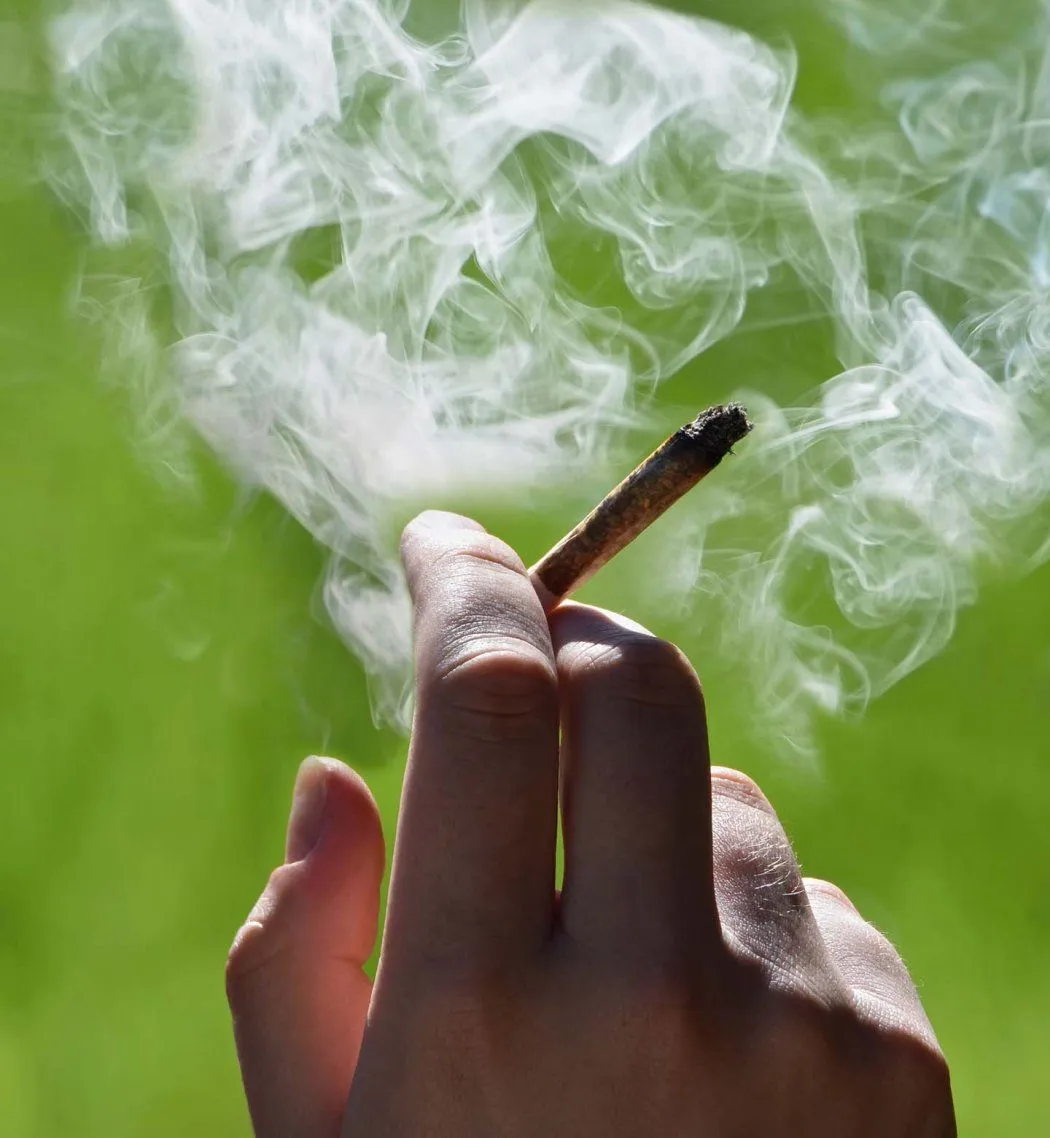 can you smoke cigarettes on amoxicillin Can you Smoke Weed While Taking Amoxicillin?