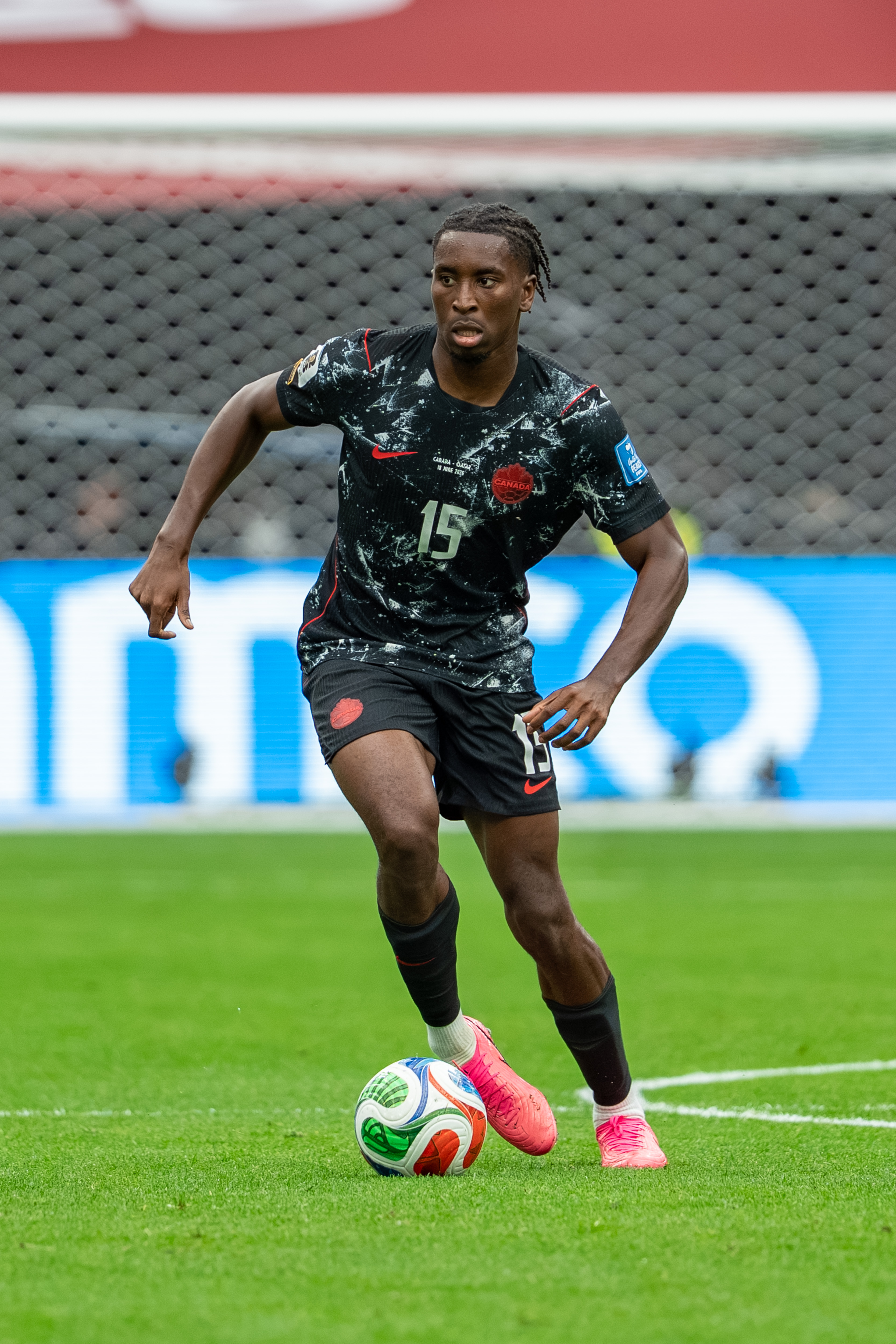Moïse Bombito — Canada